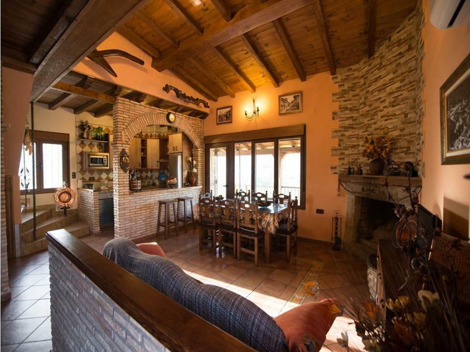 Casa Rural Apartamento Las Malpicas ナバコンセホ エクステリア 写真